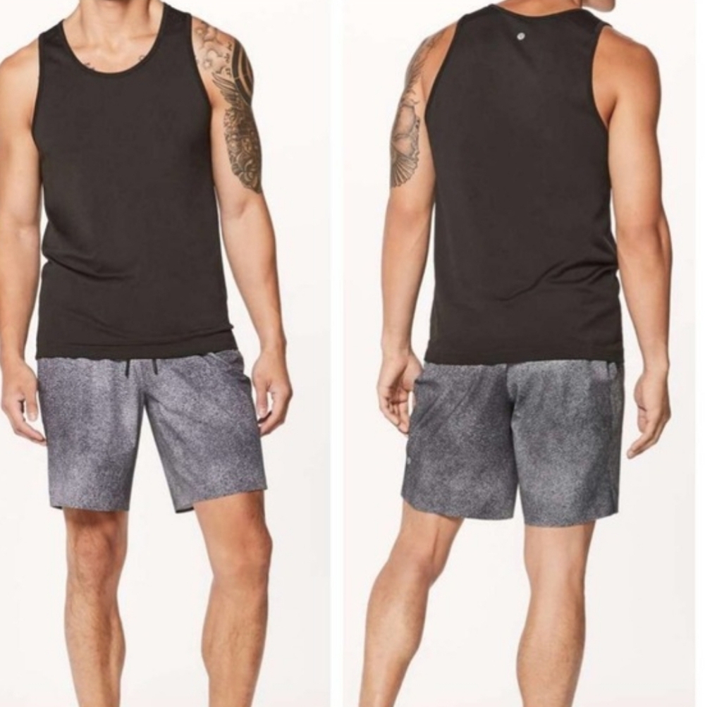 Lululemon Current State Short‎ 9" Size 36 Carbon Mist Graphite Grey